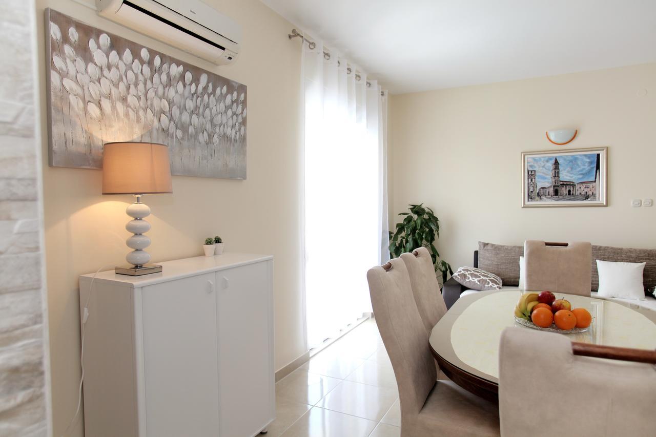 Apartment Carmen โตรกีร์ ภายนอก รูปภาพ